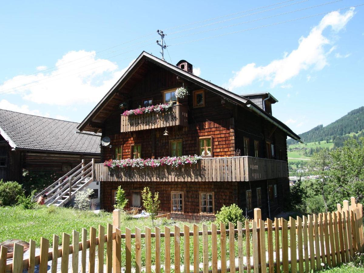 Sprawling Mansion Near Ski Area In Salzburg Eben Im Pongau Exteriör bild
