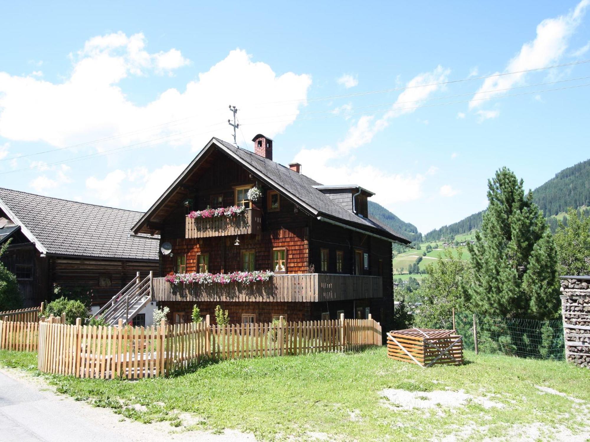 Sprawling Mansion Near Ski Area In Salzburg Eben Im Pongau Exteriör bild